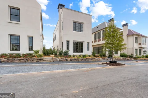290 Central AVE