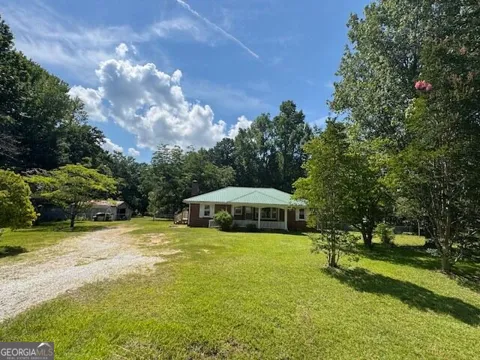 904 Eastside School RD