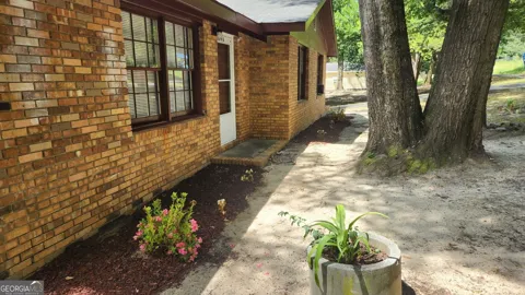 1379 Wills PL