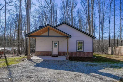 1020 Riverbend RD