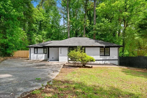 2860 Reveille CIR SE