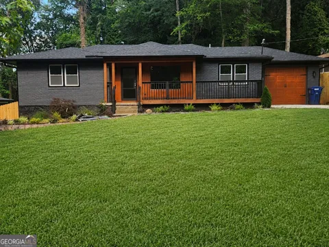 852 Laurelmont DR SW
