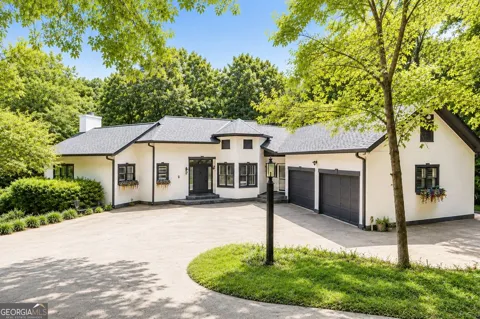 890 Pine Grove Pointe DR