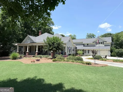 1049 N Main ST NW