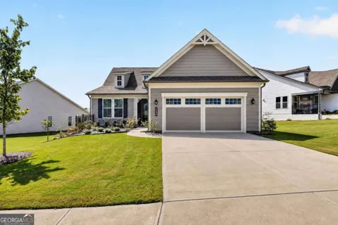 320 Salton WAY