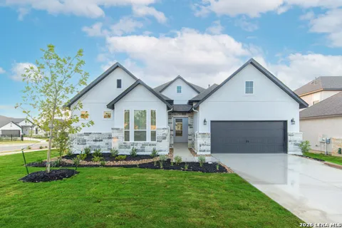 541 Cotorra Springs