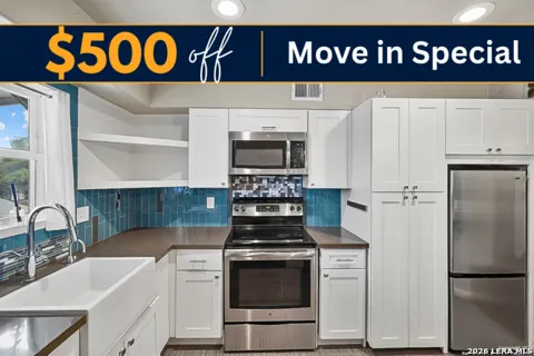 102 Ruelle Unit 208D