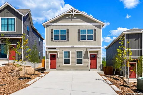 7232 Magnolia Creek Unit 201