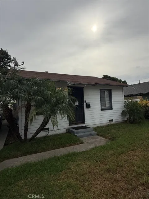 1336 S Knott