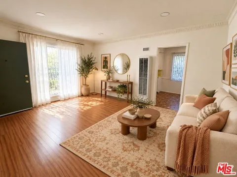 4919 Beverly Boulevard #1