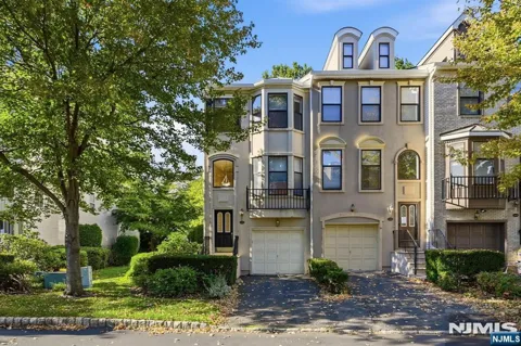 448 Hartford Drive 4049