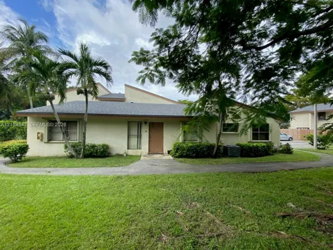 11562 SW 109th Rd #35Z