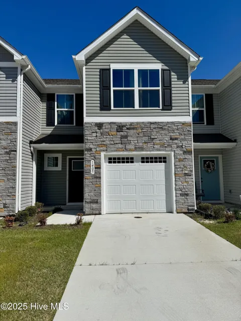1405 Raven Way