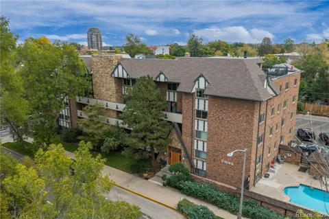 1260 York Street #208