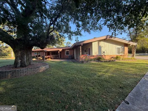 1020 Cave Springs RD