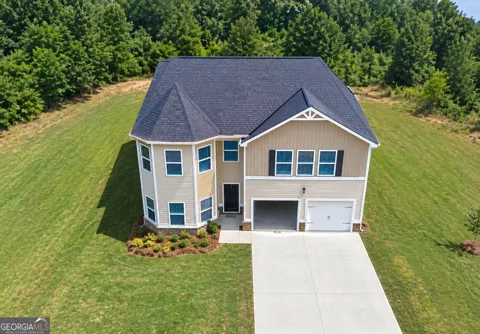 804 Clydes WAY