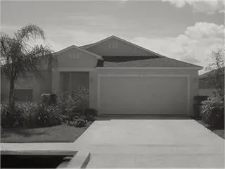 876 GREENLEAF CIRCLE