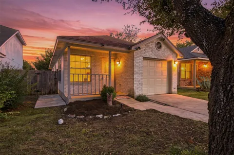 1522 Parkfield Circle