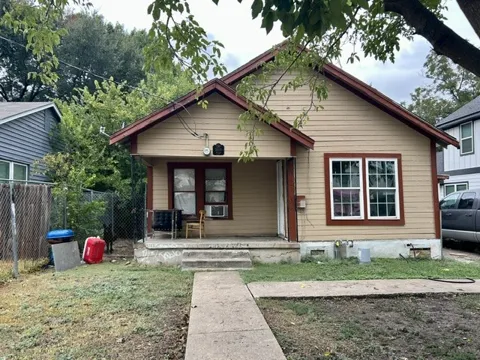 1609 Baylor Avenue