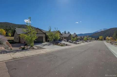 522 Brecken Court #B