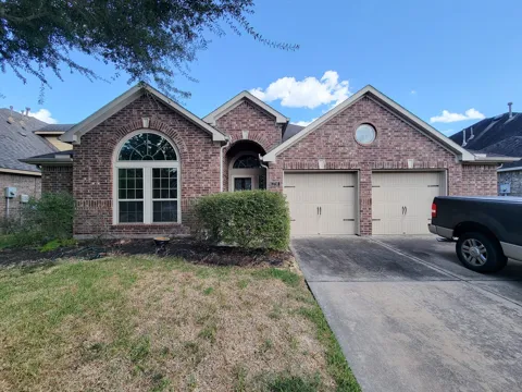 2710 Bamboo Lane