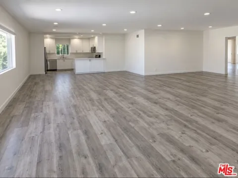 1118 S Holt Avenue #3