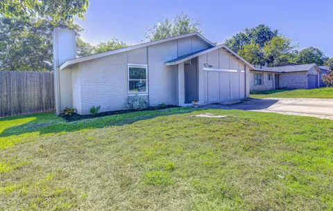 6901 Skynook Drive
