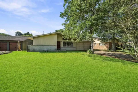 7043 Hendon Lane