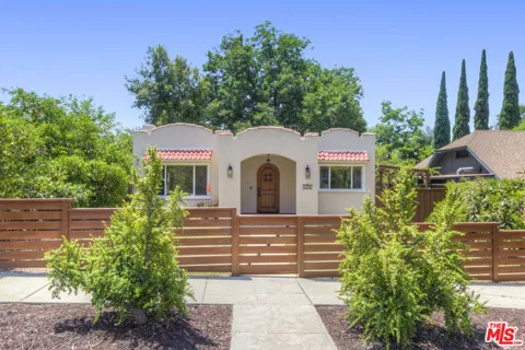 1330 Las Flores Drive
