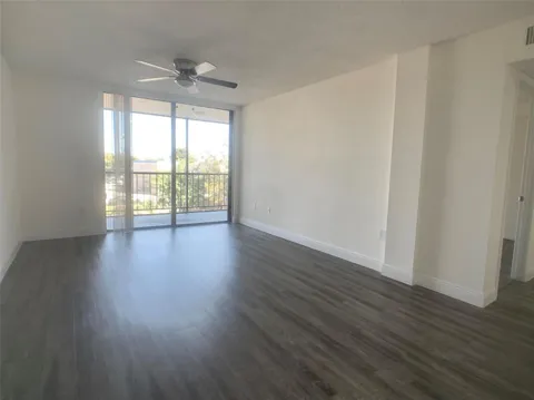 19455 NE 10 AVENUE #4-506