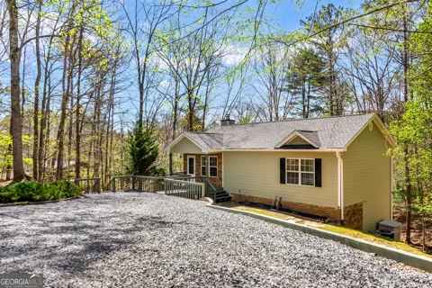 1205 Newport DR