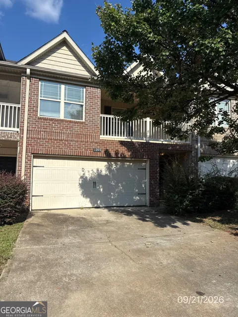 1096 McConaughy CT