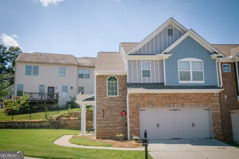 3317 Castleberry Village CIR