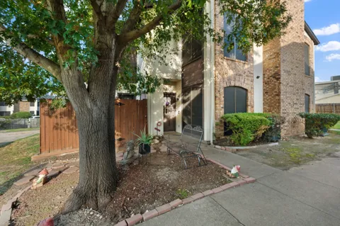 611 Oriole Boulevard #1001