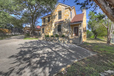 146 Creekview Drive