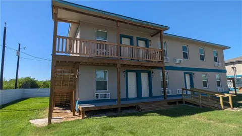 426 Carleta Street #6