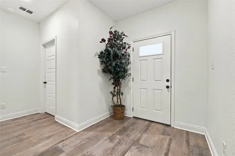 386 Robertson Rd