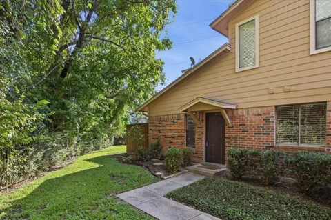 5638 Cedar Creek Drive