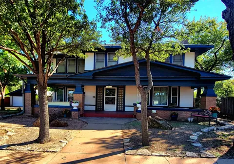 1835 S 7th Street