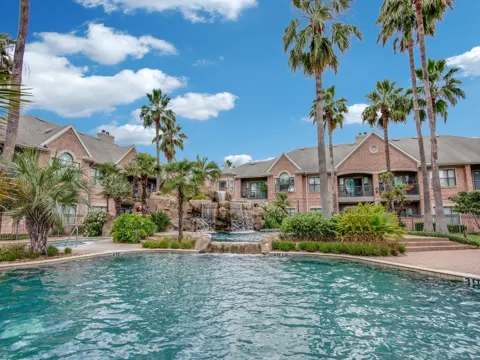 1600 Eldridge Parkway #2205