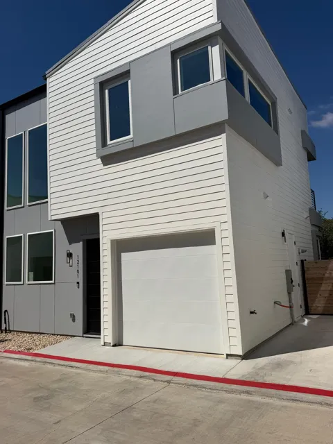 2000 Riverside Farms Road #12101