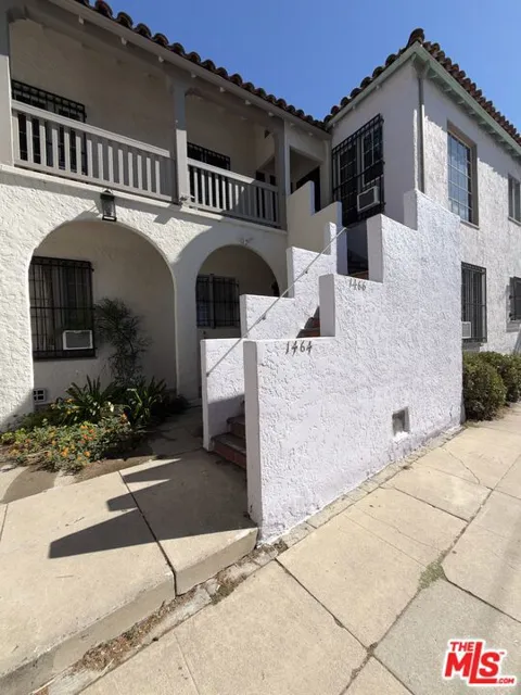 1464 S Holt Avenue