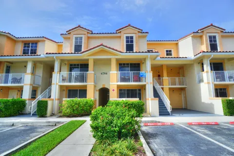4784 Central Boulevard #15