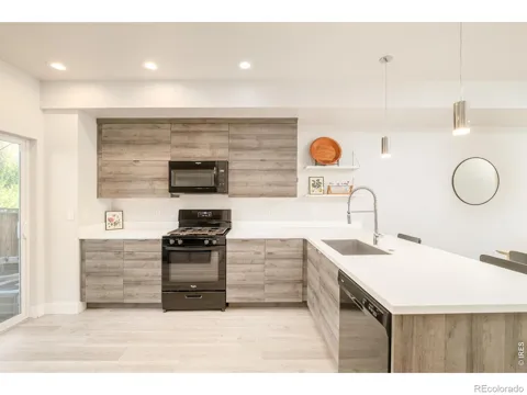 3467 W 63rd Place