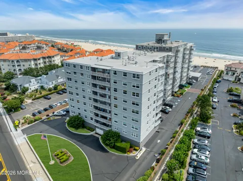 675 Ocean Avenue #4I