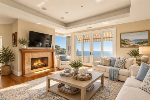 6 Pacific Vista