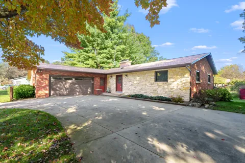8138 Heritage Drive