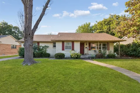 132 W Kenwood Drive