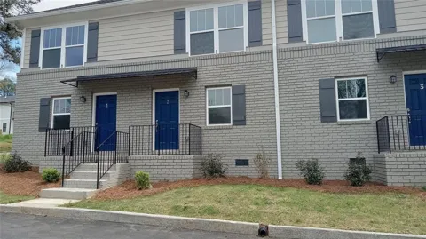 2156 Park Terrace #2