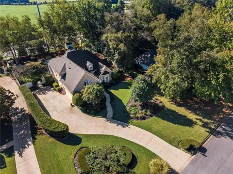 420 Clubfield Drive